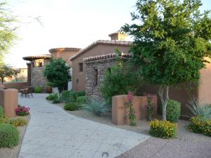 5100.00 SqFt - 4/6 bed/bath - $2,750,000