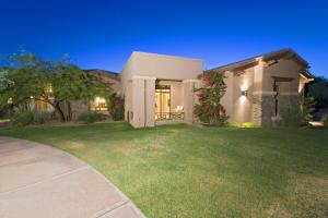 4936 SqFt - 4/4.5 bed/bath - $1,799,000