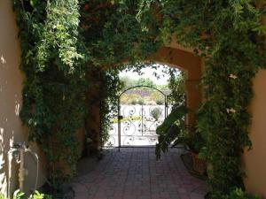 3481.00 SqFt - 4/4.5 bed/bath - $1,299,900
