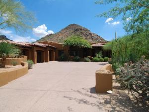 5342.00 SqFt - 4/4 bed/bath - $3,995,000