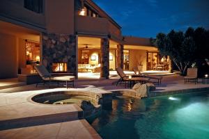 5500 SqFt - 3/4.5 bed/bath - $3,100,000
