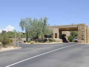 Desert Highlands 658