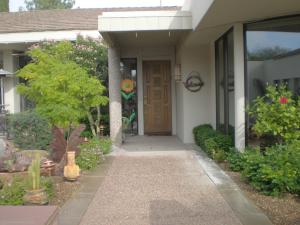 2284.00 SqFt - 3/3 bed/bath - $799,900