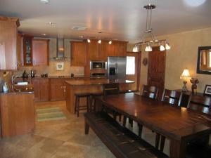 1803 SqFt - 3/2 bed/bath - $359,000