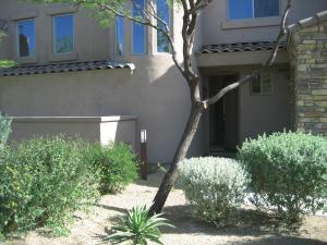 1696.00 SqFt - 2/2.5 bed/bath - $399,000