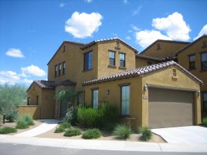 1810.00 SqFt - 2/2.5 bed/bath - $549,000