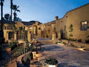 5843 SqFt - 5/5.5 bed/bath - $3,750,000