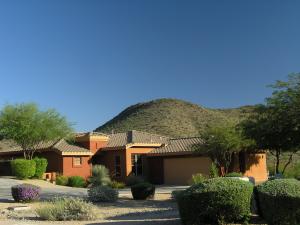2083 SqFt - 3/2 bed/bath - $580,000 - Pending
