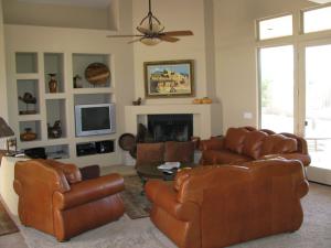 Pinnacle Views home for sale