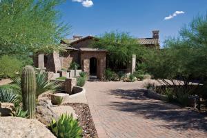 4600 SqFt - 4/3.5 bed/bath - $2,795,000