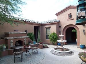 4402 SqFt - 4/4.5 bed/bath - $1,100,000