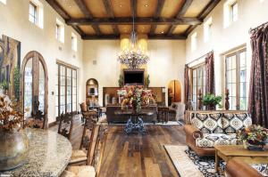 5949 SqFt - 4/5.5 bed/bath - $4,400,000