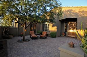 4636.00 SqFt - 5/4.5 bed/bath - $1,299,000