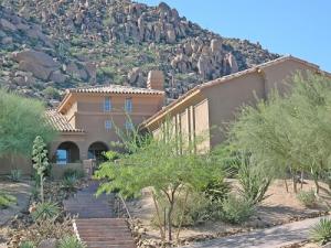 3740.00 SqFt - 4/3.5 bed/bath - $1,397,000