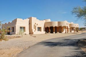 Granite Mountain Area Non-HOA Property home for sale