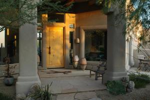 Sincuidados home for sale