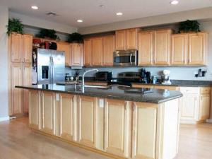 3466 SqFt - 4/3.5 bed/bath - $599,000