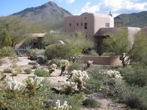 3200 SqFt - 3/2.5 bed/bath - $1,090,000