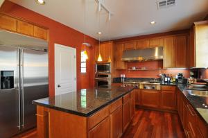 2100 SqFt - 3/2.5 bed/bath - $707,000