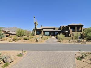5553 SqFt - 4/4.5 bed/bath - $2,350,000