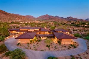 7103 SqFt - 5/9 bed/bath - $5,800,000