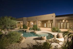4847 SqFt - 4/4.5 bed/bath - $1,300,000 - Pending
