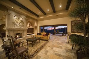 6170 SqFt - 4/5.5 bed/bath - $3,195,000