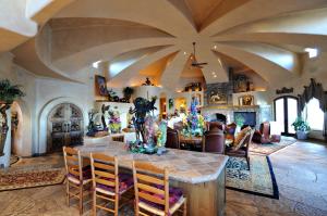 4475 SqFt - 4/4.5 bed/bath - $2,900,000