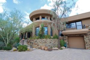 5617 SqFt - 4/4 bed/bath - $2,200,000