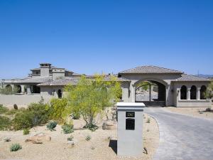 9040 SqFt - 5/6 bed/bath - $4,750,000