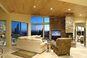 7271 SqFt - 4/6 bed/bath - $3,100,000