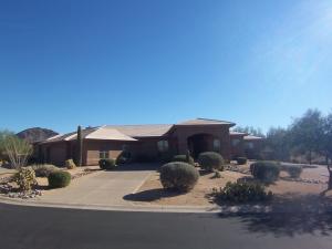 4392 SqFt - 4/3.5 bed/bath - $1,075,000