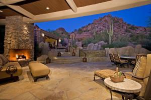 5486 SqFt - 5/7 bed/bath - $2,795,000