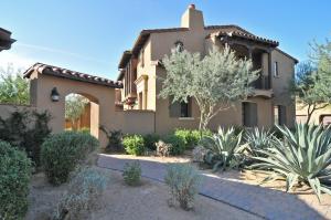 1622 SqFt - 2/2 bed/bath - $489,900