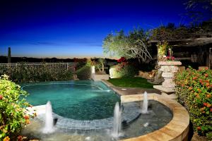3737 SqFt - 3/3 bed/bath - $1,075,000
