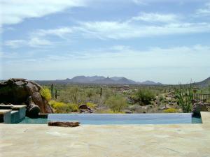 5832 SqFt - 4/5 bed/bath - $2,800,000