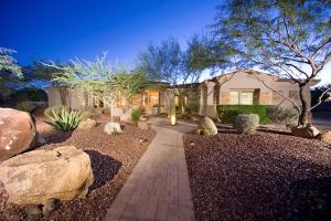 5052 SqFt - 5/5 bed/bath - $1,850,000