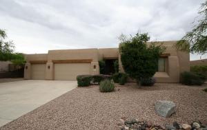 2022 SqFt - 3/2 bed/bath - $525,000