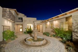 4600 SqFt - 4/5 bed/bath - $1,050,000