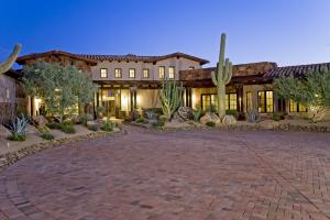 8500 SqFt - 5/6.5 bed/bath - $2,650,000