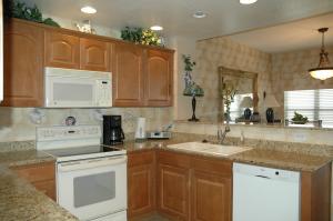 1843 SqFt - 3/2 bed/bath - $250,000