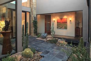 5637 SqFt - 5/5.5 bed/bath - $2,995,000