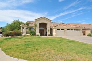 2697 SqFt - 4/2.5 bed/bath - $380,000 - Pending