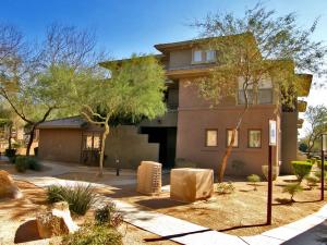 1121 SqFt - 1/1.5 bed/bath - $119,900 - Pending
