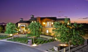 5469 SqFt - 4/5.5 bed/bath - $3,000,000