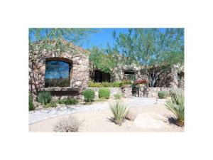 4811 SqFt - 5/5.5 bed/bath - $995,000