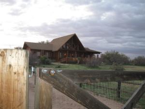 Granite Mountain Area Non-HOA Property home for sale