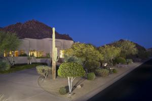3704 SqFt - 3/3.5 bed/bath - $1,095,000