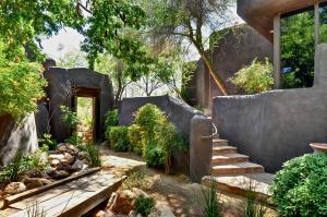 3666 SqFt - 3/3.5 bed/bath - $2,950,000