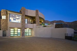 100 Hills Retreat home for sale